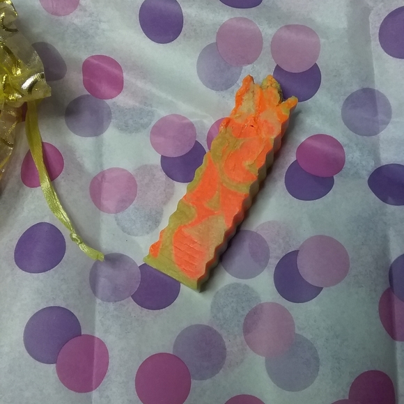 6 soap sampler Fall theme Halloween - Picture 12 of 14